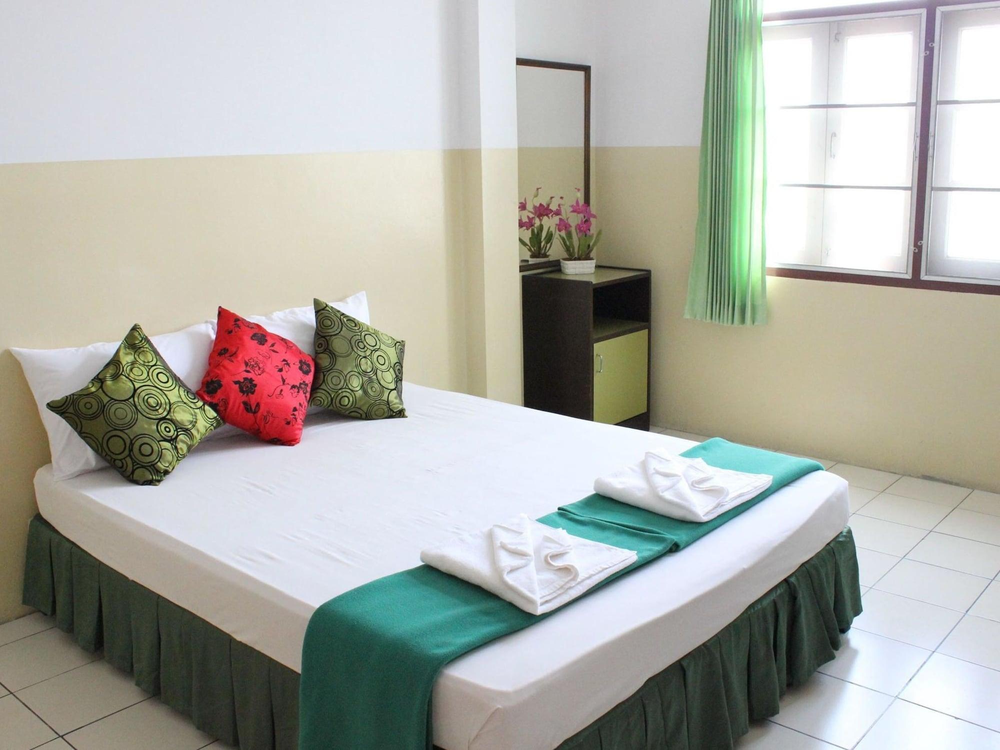 Seabreeze Mansion Hotel Phuket Exterior photo