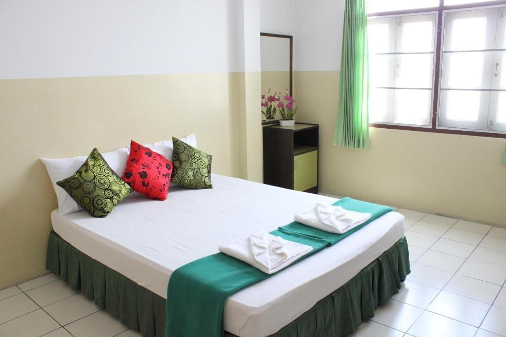 Seabreeze Mansion Hotel Phuket Room photo